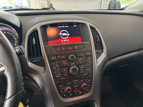 Opel Astra 19 of 22