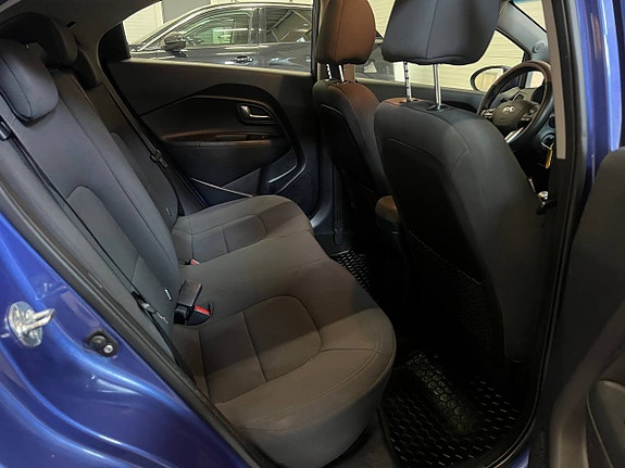 Kia Rio 15 of 15