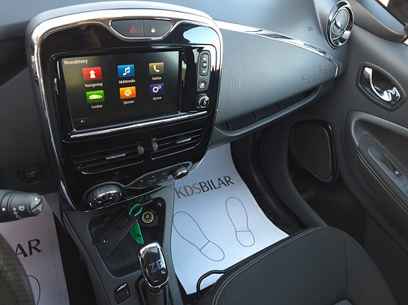 Renault Zoe 12 of 13