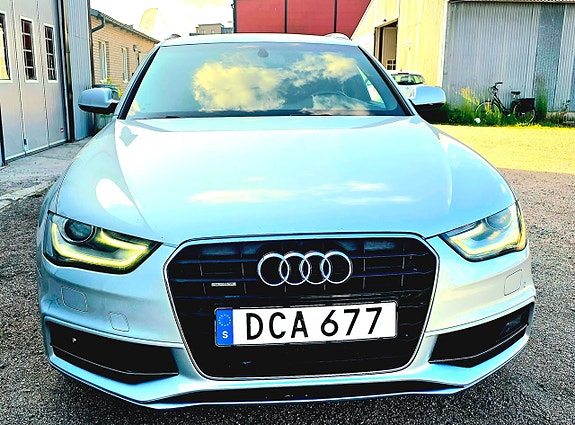 Audi A4 2 of 15