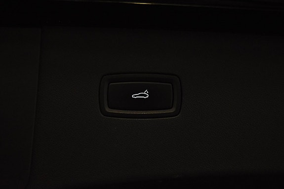 Porsche Cayenne Coupe 25 of 26