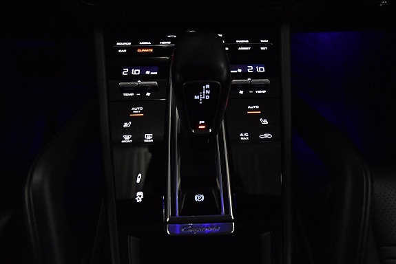 Porsche Cayenne Coupe 22 of 26