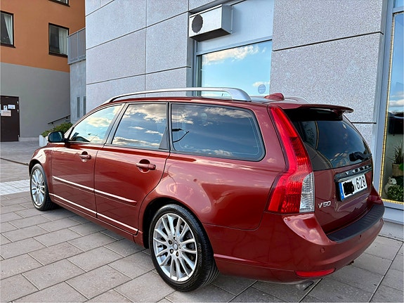 Volvo V50 4 of 9