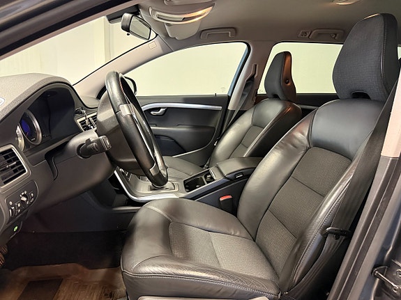 Volvo V70 6 of 14