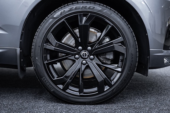 Volvo XC60 9 of 30