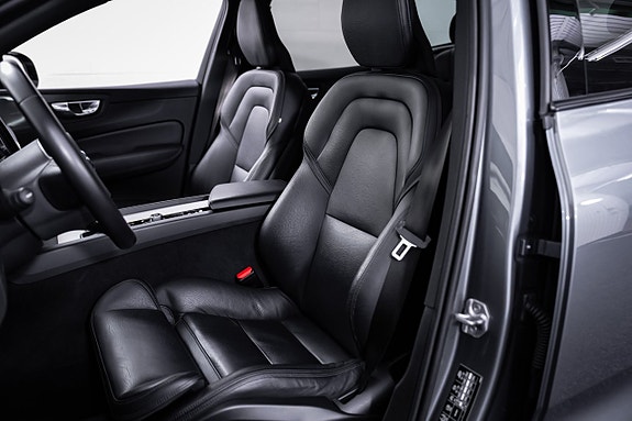 Volvo XC60 26 of 30