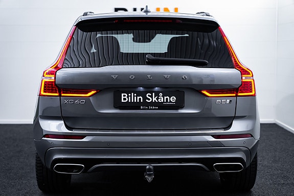 Volvo XC60 13 of 30