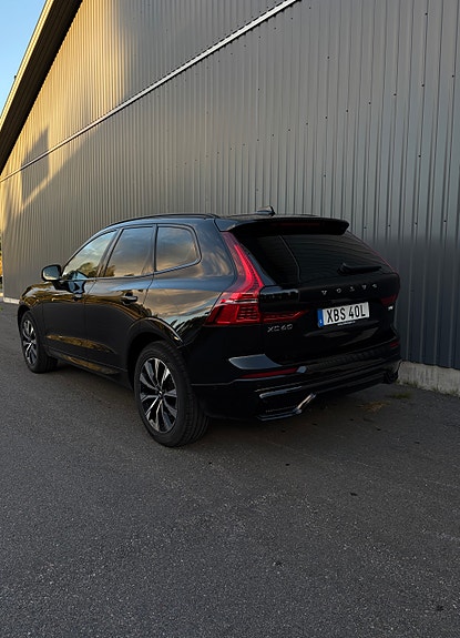 Volvo XC60 3 of 7