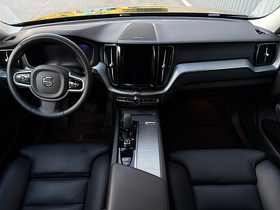 Volvo XC60 4 of 7