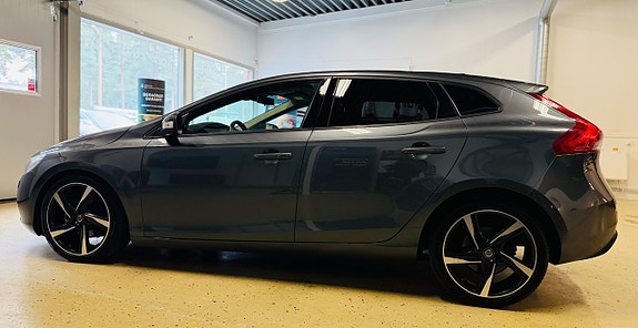 Volvo V40 5 of 19