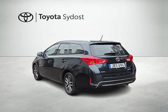 Toyota Auris 17 of 21