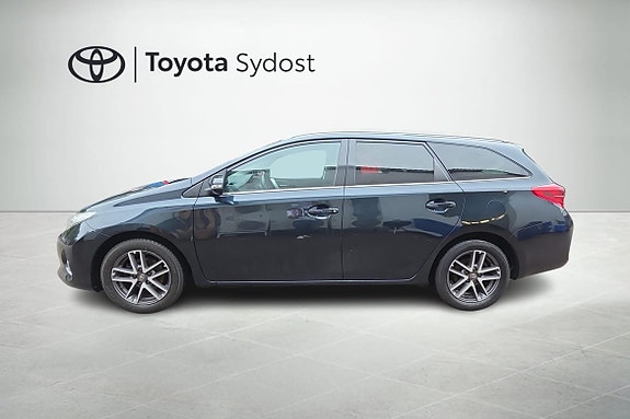 Toyota Auris 3 of 21