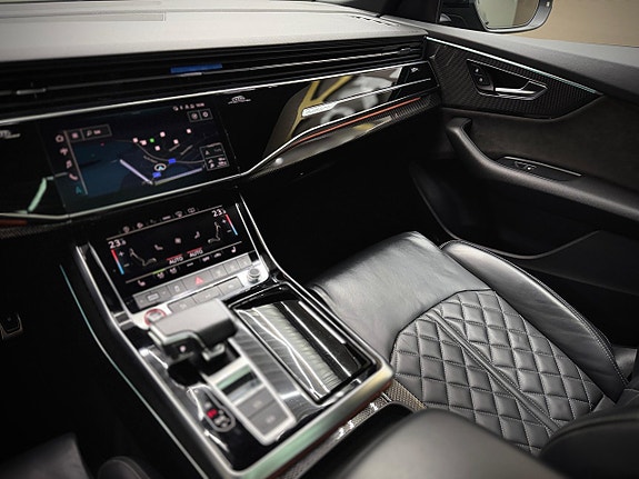 Audi SQ8 11 of 27