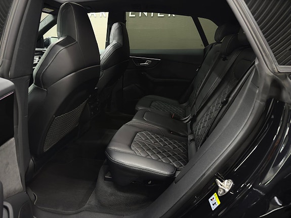 Audi SQ8 17 of 27