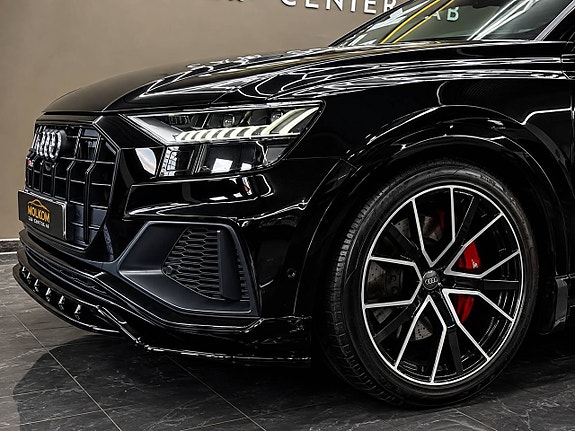 Audi SQ8 3 of 27