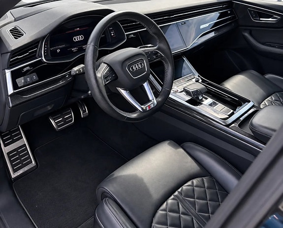 Audi SQ8 5 of 6
