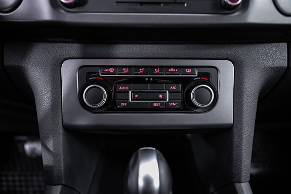 Volkswagen Amarok 24 of 27