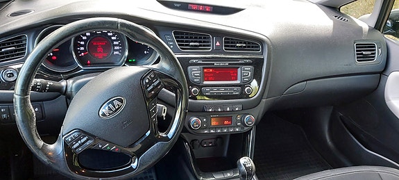 Kia Ceed 4 of 5