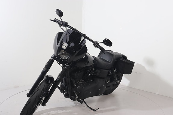 Harley-Davidson Street Bob 4 of 7