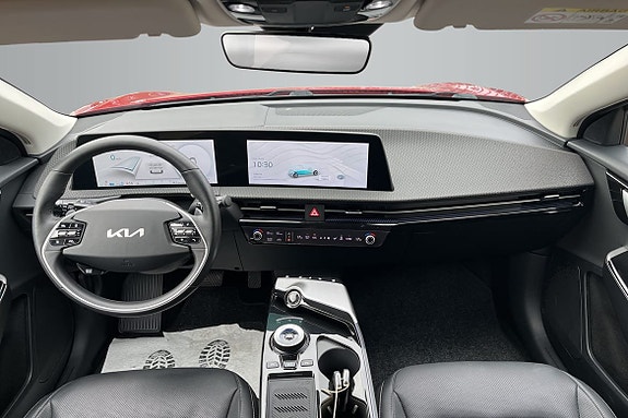 Kia EV6 12 of 18