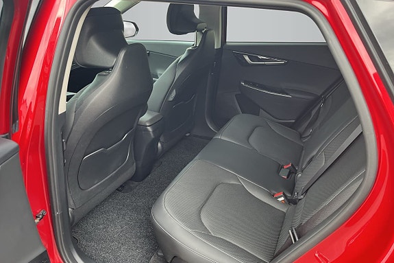 Kia EV6 11 of 18