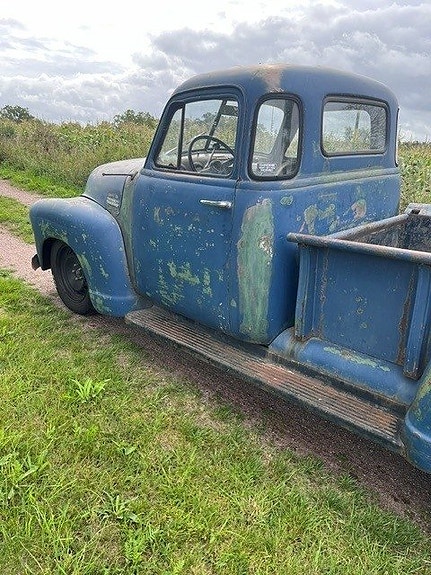 Chevrolet Pickup 8 of 11