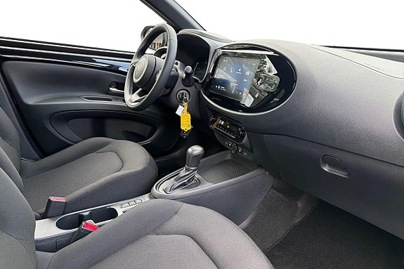 Toyota Aygo X 7 of 21