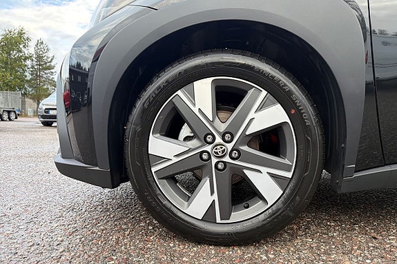 Toyota Aygo X 17 of 21