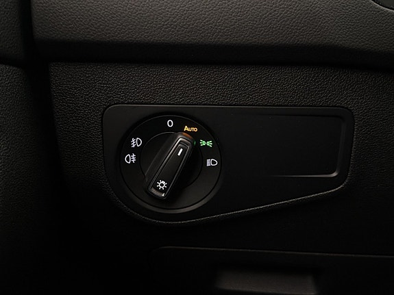 Volkswagen Tiguan 27 of 30