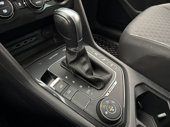 Volkswagen Tiguan 23 of 30