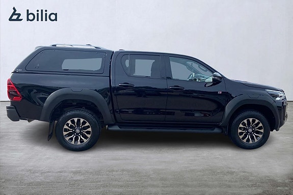 Toyota HiLux 18 of 21