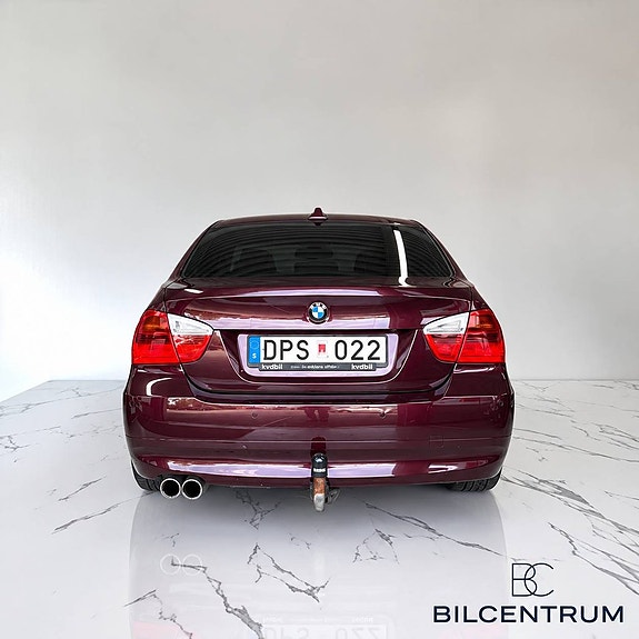 BMW 330d 5 of 22