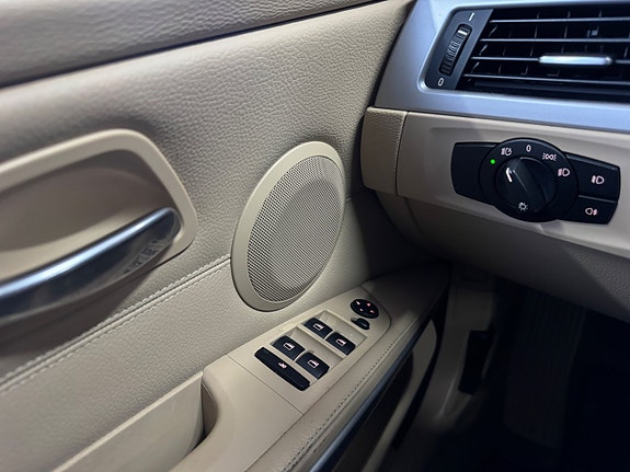 BMW 330d 12 of 22