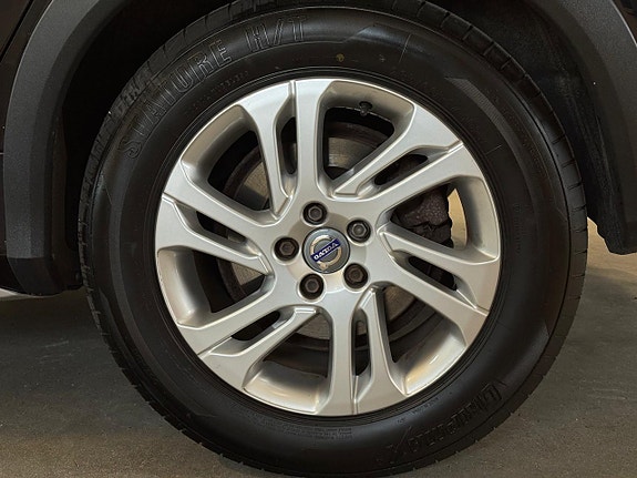Volvo V60 Cross Country 11 of 19