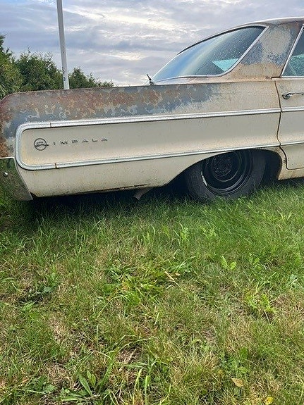 Chevrolet Impala 7 of 9
