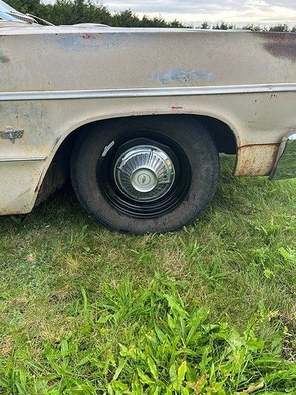 Chevrolet Impala 6 of 9