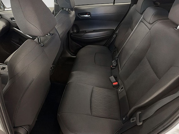 Toyota Corolla Cross 9 of 11