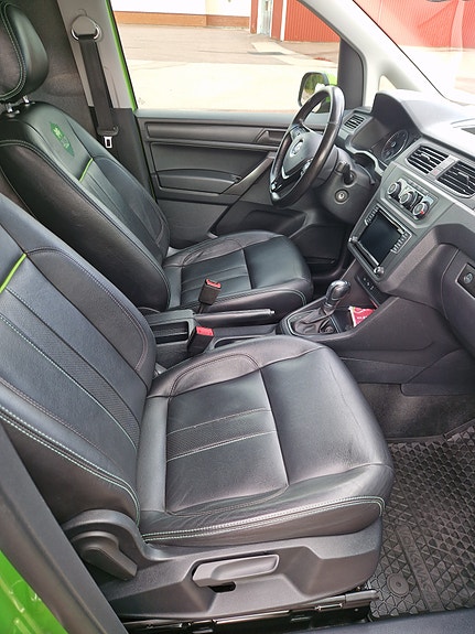 Volkswagen Caddy 3 of 3