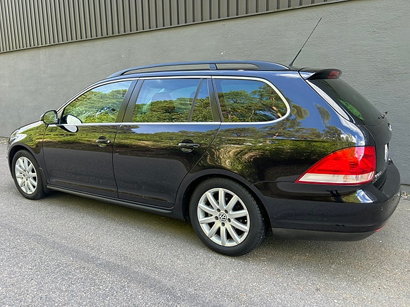Volkswagen Golf V 3 of 14