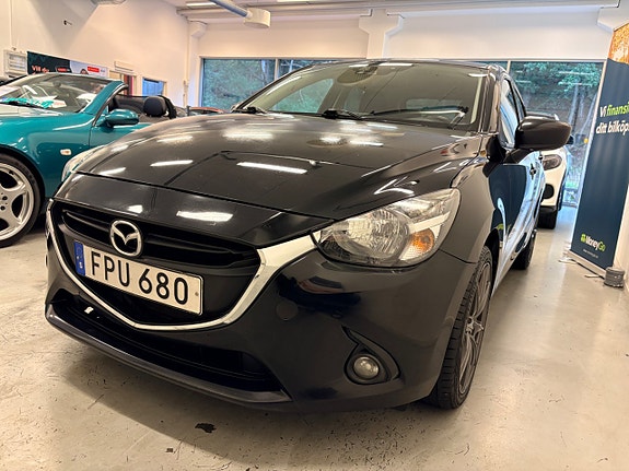 Mazda 2 3 of 30