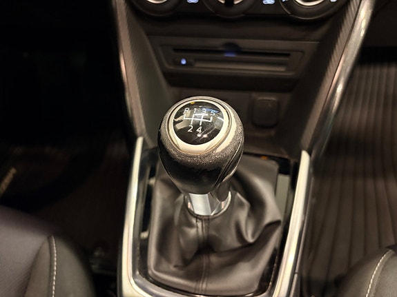 Mazda 2 16 of 30