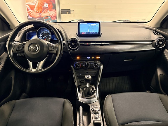 Mazda 2 12 of 30