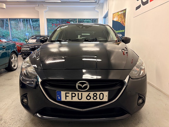 Mazda 2 2 of 30