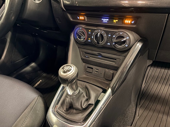 Mazda 2 14 of 30