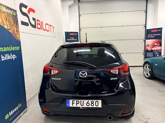 Mazda 2 6 of 30