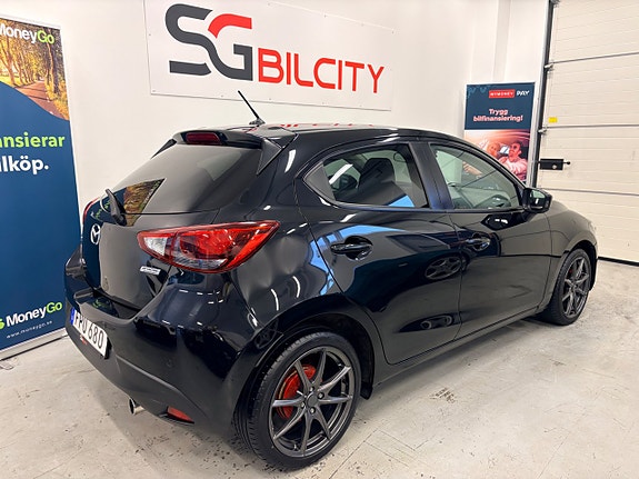 Mazda 2 5 of 30