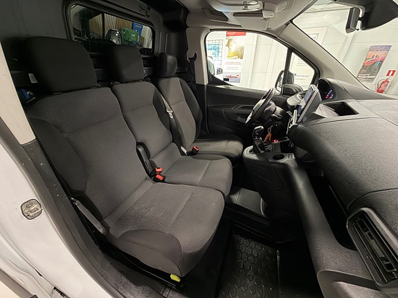 Peugeot Partner 8 of 23