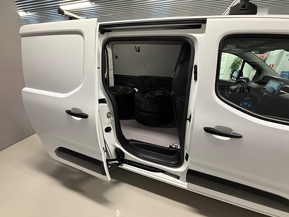 Peugeot Partner 20 of 23
