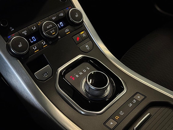 Land Rover Range Rover Evoque 18 of 20