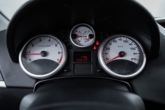Peugeot 207 9 of 15